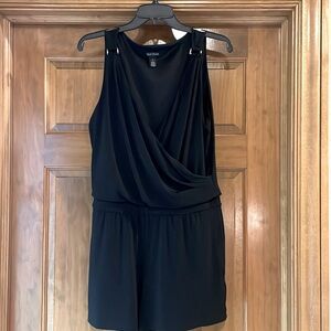 Black short jumpsuit WITH pockets!